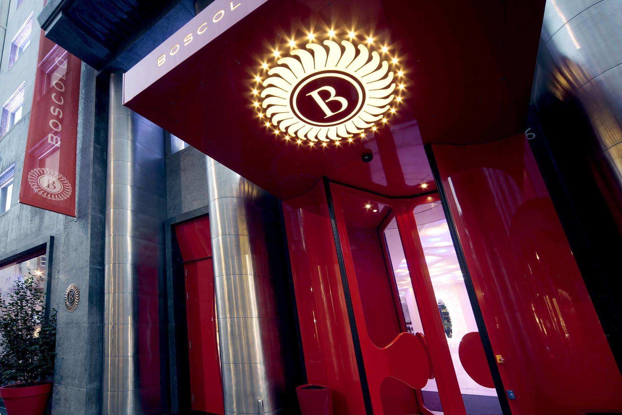 Palazzo Matteotti, The Dedica Anthology, Autograph Collection Hotel Milano Eksteriør billede Entrance to the hotel